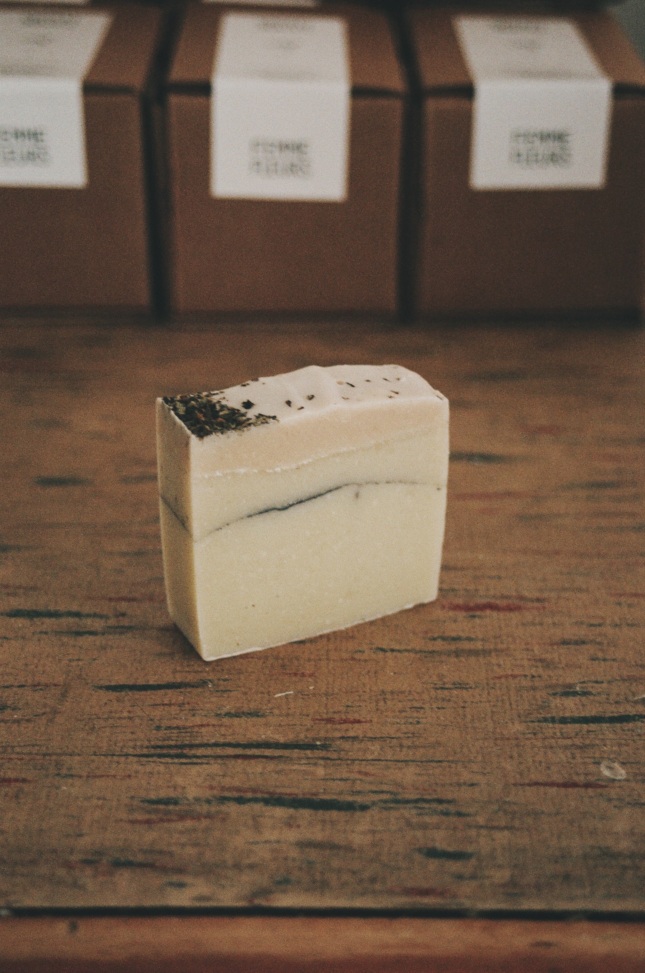 Savon au thé des bois, menthe et basilic
